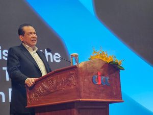 CT Bicara Mental Miskin & Resep Kaya ke Pemimpin & Komunitas Muslim Kamboja