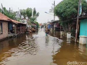 Tanggul Sungai Bremi Jebol, 2 Desa dan 1 Kelurahan di Pekalongan Kebanjiran
