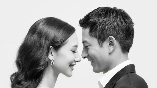 Foto: Momen Manis Rio Haryanto & Calon Istri Prewedding, Jarang Pamer Mesra