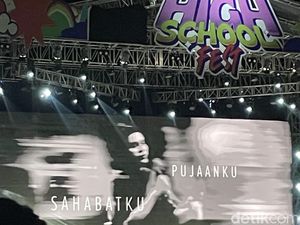 Patah Hati Berjamaah Karena Bernadya dan Tulus di High School Fest Patah Hati Berjamaah Karena Bernadya dan Tulus di High School Fest