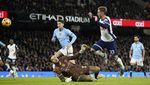 Tottenham Penakluk Dua Manchester