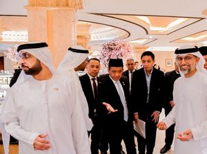 Ikut Kunjungan Prabowo ke Abu Dhabi, Bahlil Teken Kerja Sama Energi Hijau Ikut Kunjungan Prabowo ke Abu Dhabi, Bahlil Teken Kerja Sama Energi Hijau