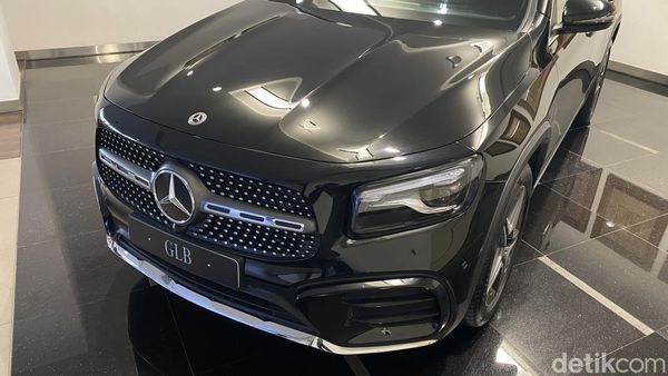 Wujud Sangar SUV 7-Seater Mercedes-Benz GLB 200 AMG Line