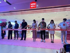 Ayo Serbu! Miniso Resmi Buka di Transmart Cilandak Hari Ini Ayo Serbu! Miniso Resmi Buka di Transmart Cilandak Hari Ini