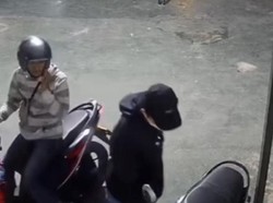 Viral 2 Maling Curi Motor Saat Pemiliknya Salat Subuh di Bogor