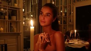 8 Foto Influencer Estetik yang Disebut Pacar Baru Trent Alexander-Arnold