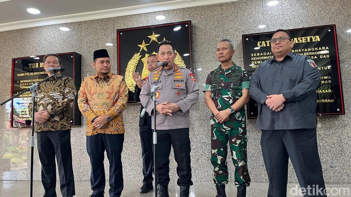 Kapolri Rapat Bareng TNI, KPU-Bawaslu hingga DKPP Bahas Kesiapan Pemungutan Suara Pilkada