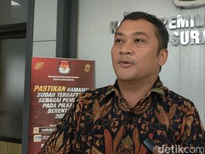 Hadapi Gugatan soal Ijazah SMA Jokowi, KPU Solo Bentuk Tim Pencari Data Hadapi Gugatan soal Ijazah SMA Jokowi, KPU Solo Bentuk Tim Pencari Data
