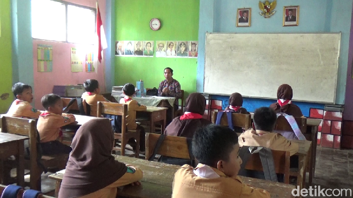 Guru PJ MBG Bisa Dapat Insentif? Lalu, Bagaimana Nasib Gaji Honorer?