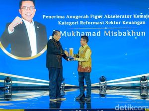 Mukhamad Misbakhun Raih detikJatim Awards atas Reformasi Sektor Keuangan Mukhamad Misbakhun Raih detikJatim Awards atas Reformasi Sektor Keuangan