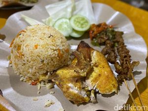 Sedap! 5 Nasi Gurih Plus Sambal Berlauk Ayam Goreng hingga Iga Bakar Sedap! 5 Nasi Gurih Plus Sambal Berlauk Ayam Goreng hingga Iga Bakar