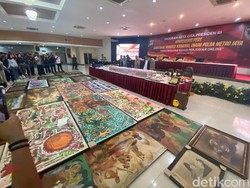 Penampakan Tumpukan Duit Rp 76,9 M Disita dari Mafia Akses Judol Komdigi