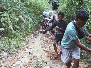 Logistik Pilkada 2024 Mulai Didistribusikan di Bali dan Nusra Logistik Pilkada 2024 Mulai Didistribusikan di Bali dan Nusra