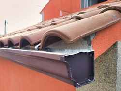 Seberapa Sering Talang Air Harus Dibersihkan? Ini Kata Ahli