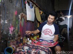 Kisah Bos Becak Mini Klayan, Melawan Sepi Penjualan dengan Ubah Ukuran