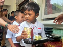 Program Makan Bergizi Gratis Diuji Coba di Buleleng, PKK Masak dari Jam 3 Pagi