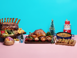 Vertu Harmoni Jakarta Hadirkan Buffet & Hampers Spesial di Perayaan Natal