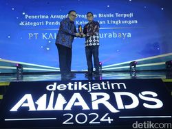 PT KAI Daop 8 Surabaya Raih Penghargaan Pendukung Kelestarian Lingkungan