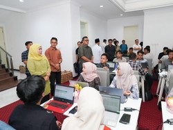 Khofifah Siapkan Tim Data Center Kawal Perolehan Suara Pilgub Jatim