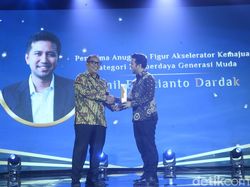 Semangat Emil Dardak Berdayakan Anak Muda Diganjar detikJatim Awards