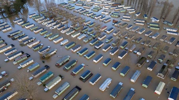 Foto Udara Banjir di Northampton Inggris