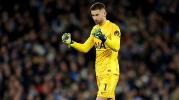 Terus Cari Kiper Baru, Juventus Alihkan Fokus ke Vicario