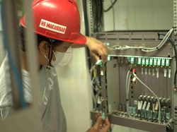 Gaet ZTE, Telkomsel Hyper AI Perkuat Jaringan 4G di Makassar dan Kendari