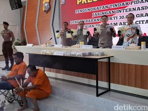 Tangkap 2 Kurir-Sita 30 Kg Sabu, Kapolda Riau: Masih Main Kita Tembak! Tangkap 2 Kurir-Sita 30 Kg Sabu, Kapolda Riau: Masih Main Kita Tembak!