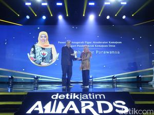Khofifah Raih detikJatim Awards 2024 Figur Akselerator Kemajuan Khofifah Raih detikJatim Awards 2024 Figur Akselerator Kemajuan