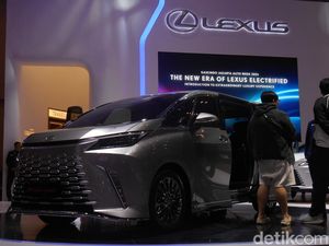 Mobil Sultan Lexus LM 500h Sudah Bisa Dipesan, Harganya Rp 3,3 M! Mobil Sultan Lexus LM 500h Sudah Bisa Dipesan, Harganya Rp 3,3 M!