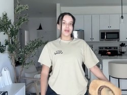 Influencer Ditangkap karena Mengutil di Supermarket, Unggah Video Hasil Curian