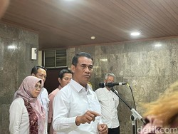 Lancarkan Penyaluran Pupuk Palsu, 11 Pejabat Kementan Dinonaktifkan