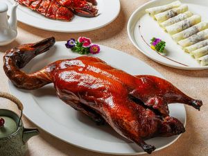 Ada Beragam Sajian Hong Kong Lezat di Restoran Seafood Bintang 5 Ini