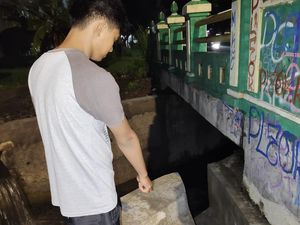 Bayi Laki-laki Ditemukan di Jembatan Widuri Kasihan Bantul Bayi Laki-laki Ditemukan di Jembatan Widuri Kasihan Bantul