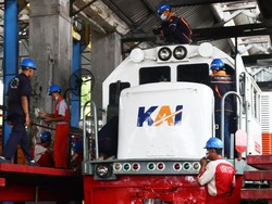 Kena Imbas Longsor, Kereta Majapahit Telat 6 Jam Lebih