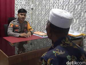 Lansia di Maros Perkosa Bocah 8 Tahun Anak Tetangganya Ditangkap Lansia di Maros Perkosa Bocah 8 Tahun Anak Tetangganya Ditangkap