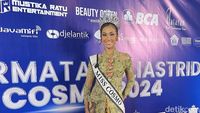 10 Potret Ketut Permata Juliastrid Kembali ke RI Usai Menang Miss Cosmo 2024