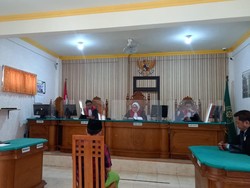 Terbukti Cabuli 3 Murid SD, Guru di Sumenep Divonis 14 Tahun Bui