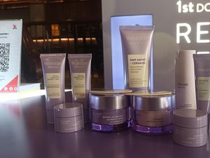 Wardah Luncurkan Retinol Series Terbaru, Cegah Jerawat dan Penuaan Dini Wardah Luncurkan Retinol Series Terbaru, Cegah Jerawat dan Penuaan Dini