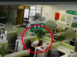 Gara-gara Ketahuan Tidur Siang, Pria Ini Malah Dapat Uang Rp 700 Juta