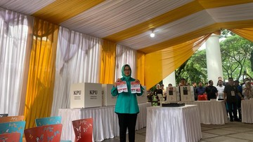 Airin Sungkem Sebelum Nyoblos, Pilkada Banten Jadi Saksi