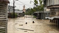 Banjir Seatap Rumah Terjadi di Medan Pagi Ini, Anak-anak Terjebak