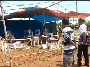 Angin Kencang Porak-porandakan TPS di Alor, Kursi dan Terpal Berhamburan