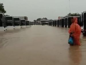 Puluhan Bus Listrik Terendam Banjir, Begini Kata Kadishub Medan