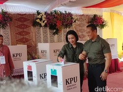 Jadi Warga Semarang, Andika dan Istri Nyoblos di TPS 3 Lempongsari