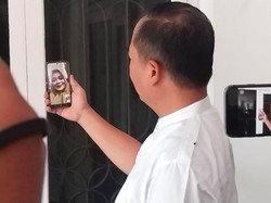 Iqbal Video Call Bareng Dinda Jelang Nyoblos