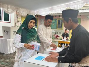 Rohmi Ucapkan Selamat Atas Kemenangan Iqbal-Dinda di Pilgub NTB Rohmi Ucapkan Selamat Atas Kemenangan Iqbal-Dinda di Pilgub NTB