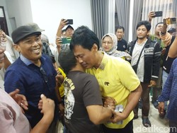 Effendi Edo-Siti Farida Klaim Menang Pilwalkot Cirebon