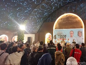 Viman-Diky Candra Klaim Kemenangan di Pilwalkot Tasikmalaya Viman-Diky Candra Klaim Kemenangan di Pilwalkot Tasikmalaya