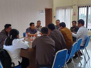 Timses Paslon Bupati Batu Bara Zahir-Aslam Kena OTT Soal Politik Uang Timses Paslon Bupati Batu Bara Zahir-Aslam Kena OTT Soal Politik Uang